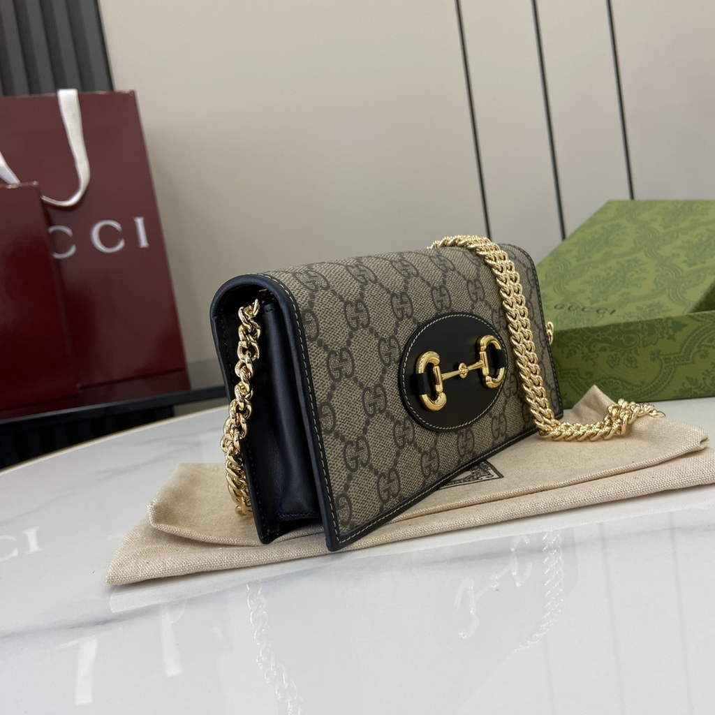 Gucci Horsebit 1955 wallet on chain, 621892 in GG black Supreme