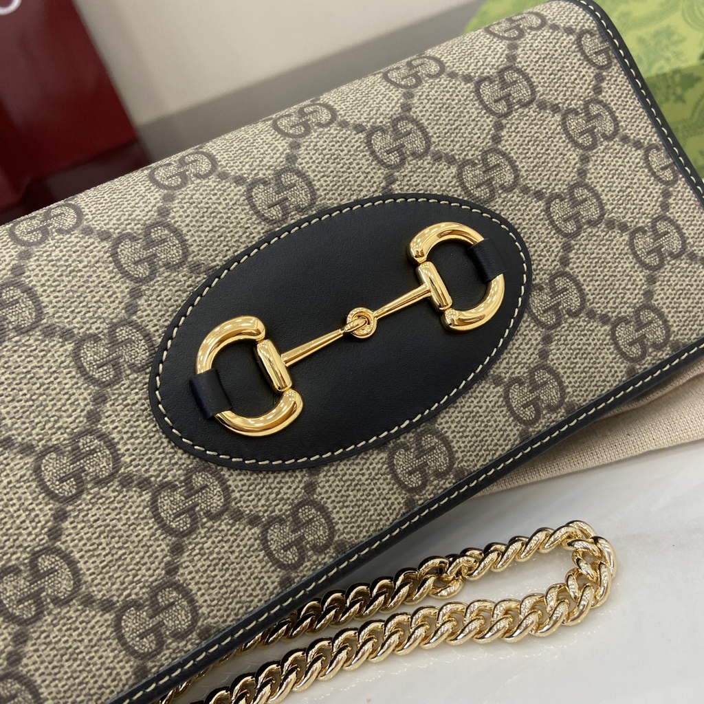 Gucci Horsebit 1955 wallet on chain, 621892 in GG black Supreme