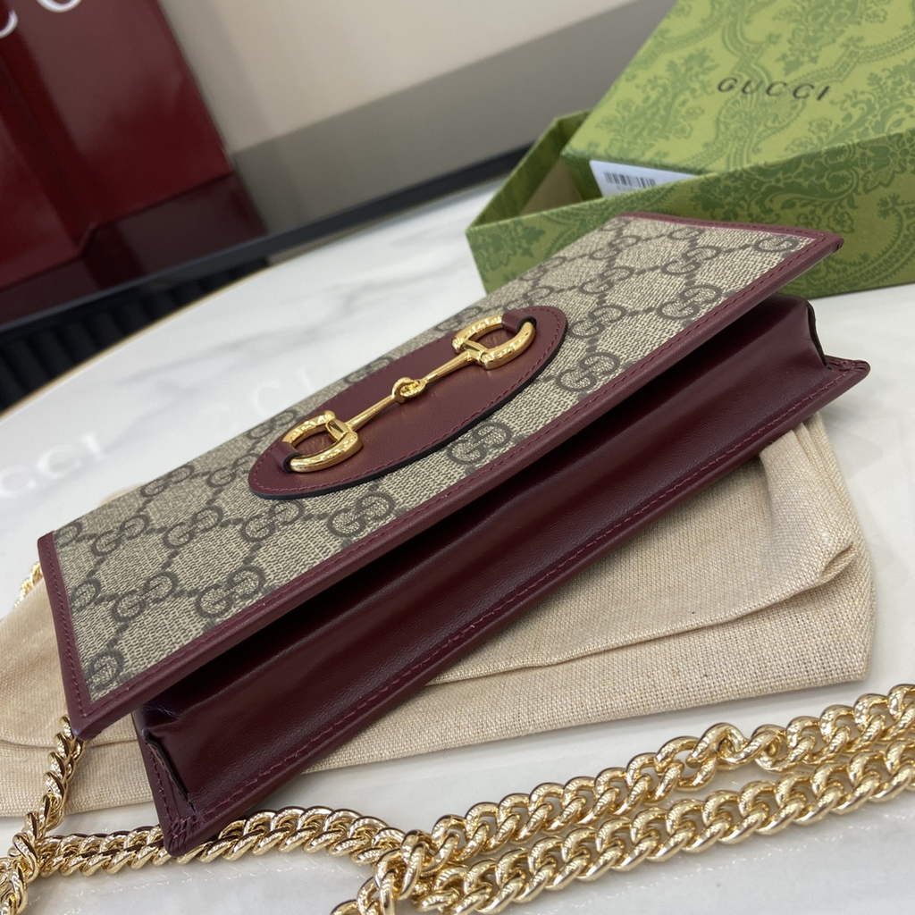Gucci Horsebit 1955 wallet on chain, 621892 in GG wine red Supreme