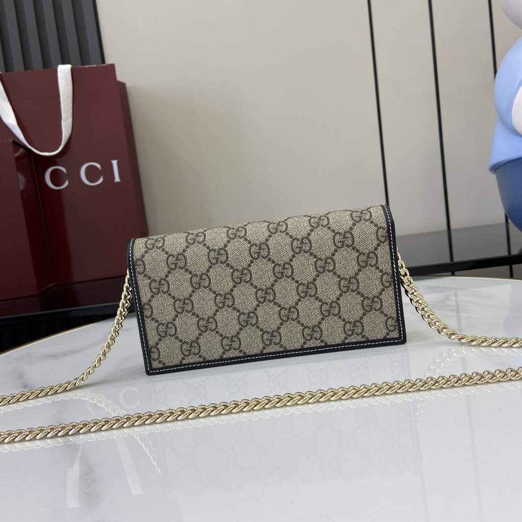 Gucci Horsebit 1955 wallet on chain, 621892 in black leather