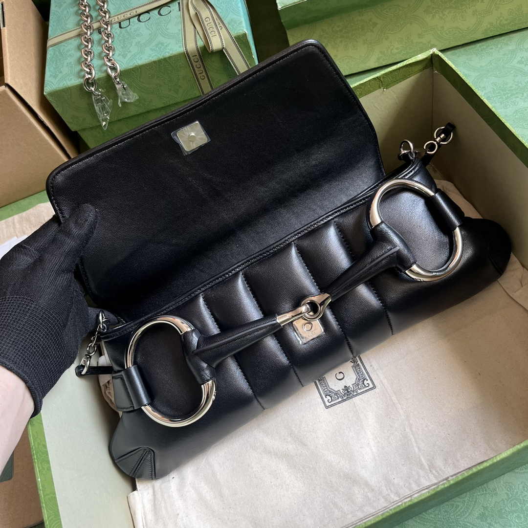 Gucci Horsebit Chain medium shoulder bag ‎764255 in Black leather