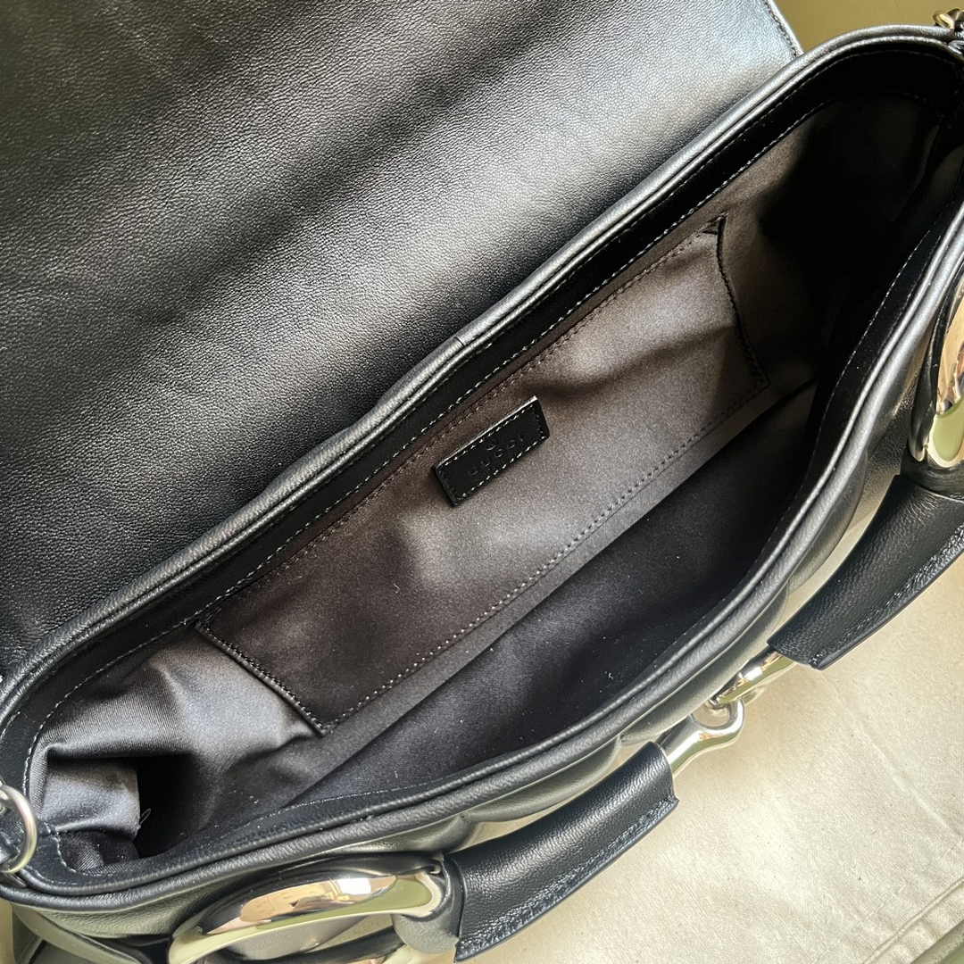 Gucci Horsebit Chain medium shoulder bag ‎764255 in Black leather