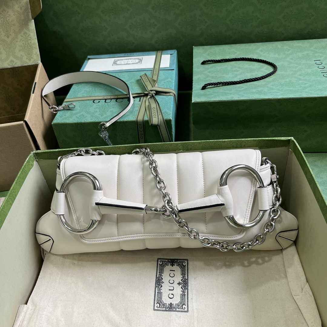 Gucci Horsebit Chain medium shoulder bag ‎764255 in White leather