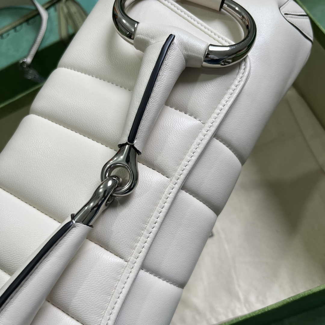 Gucci Horsebit Chain medium shoulder bag ‎764255 in White leather