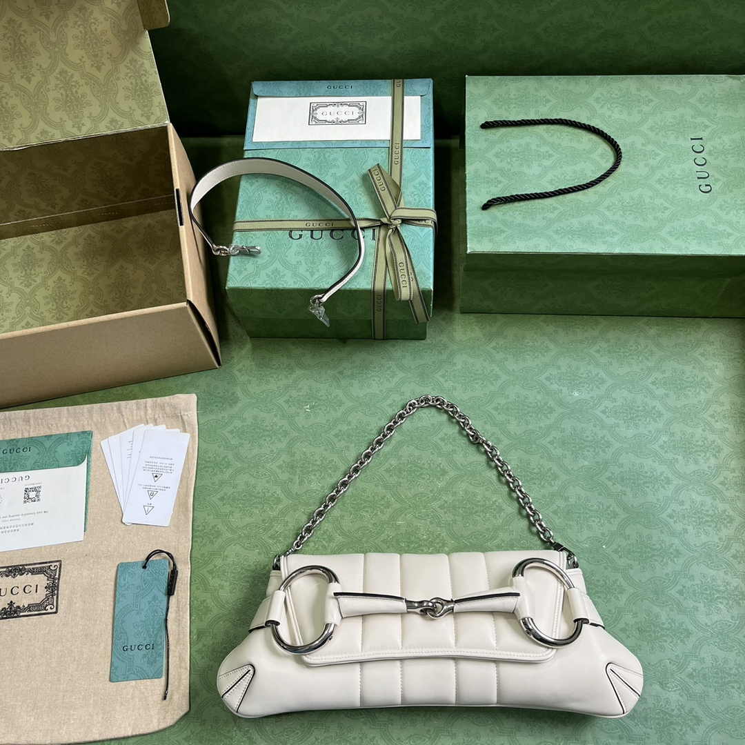Gucci Horsebit Chain medium shoulder bag ‎764255 in White leather