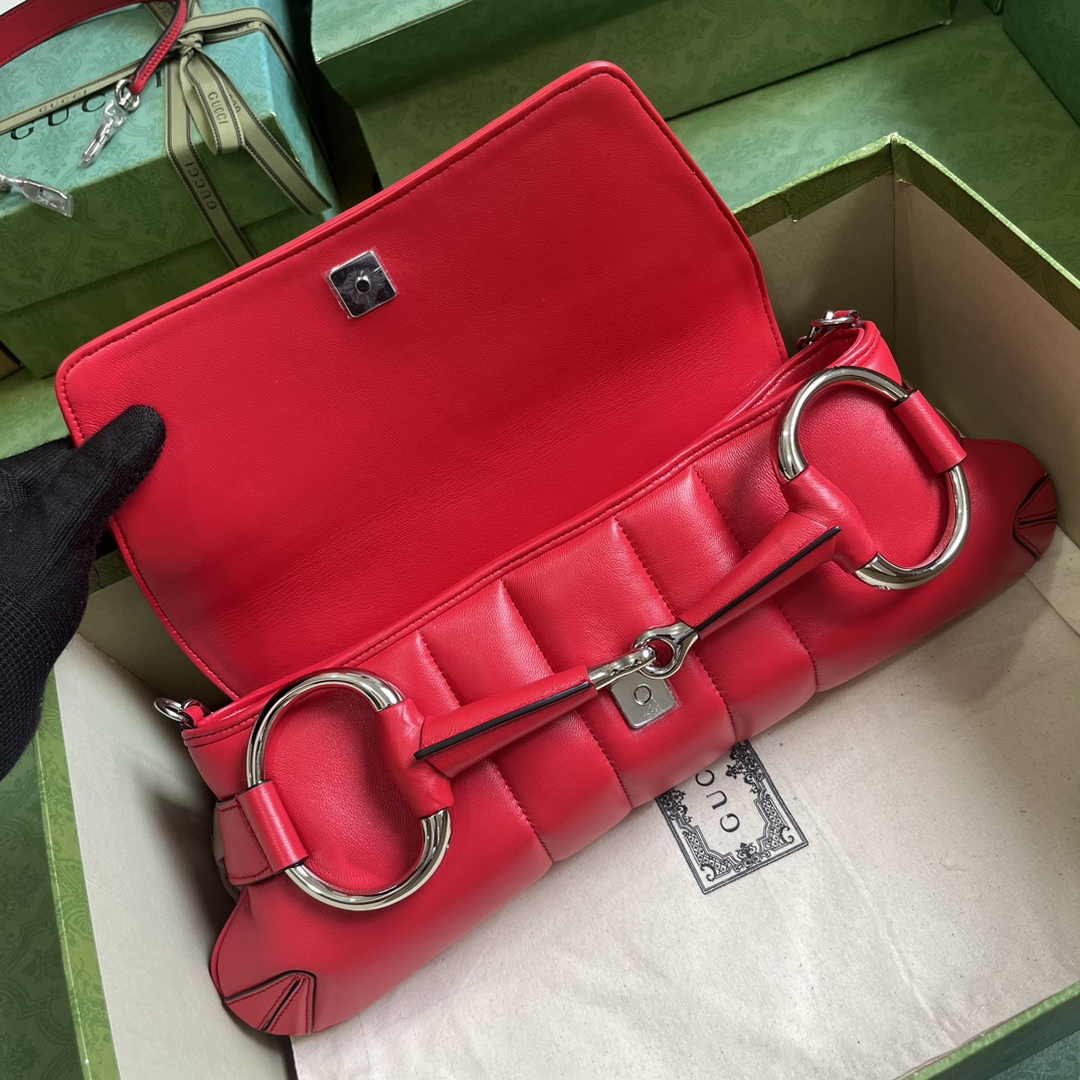 Gucci Horsebit Chain medium shoulder bag ‎764255 in Red leather