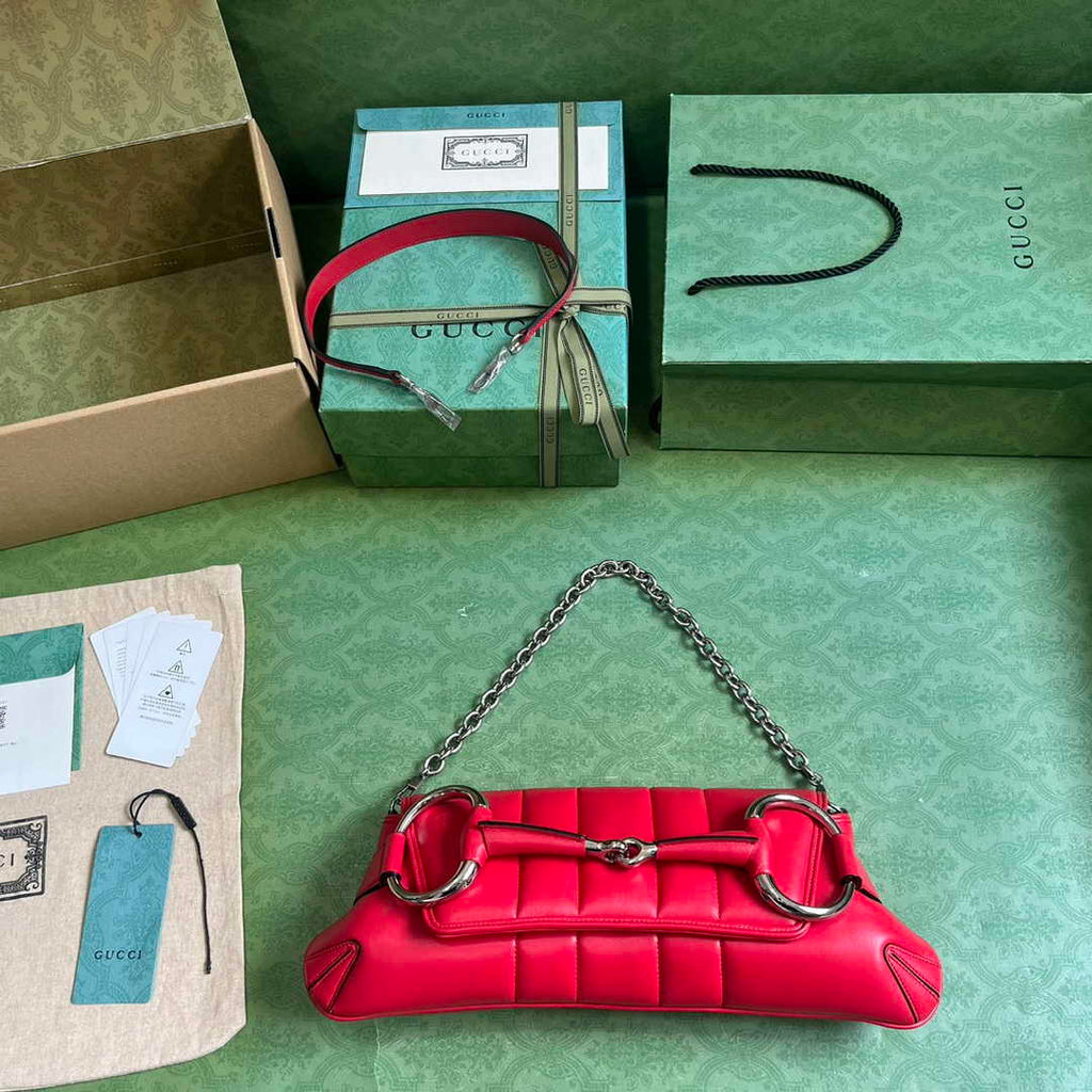 Gucci Horsebit Chain medium shoulder bag ‎764255 in Red leather