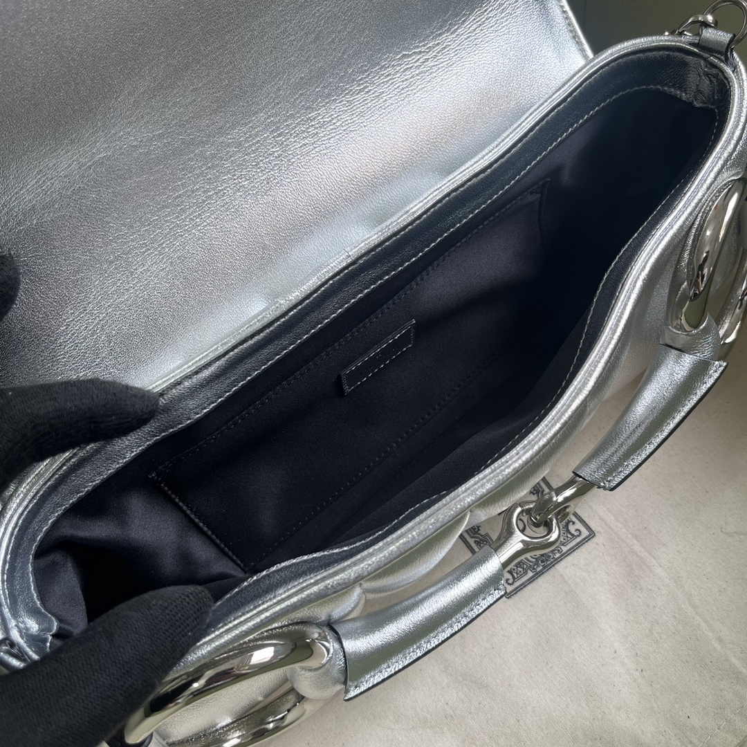Gucci Horsebit Chain medium shoulder bag ‎764255 in Silver leather