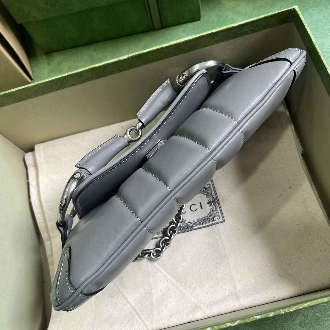Gucci Horsebit Chain medium shoulder bag ‎764255 in Gray leather