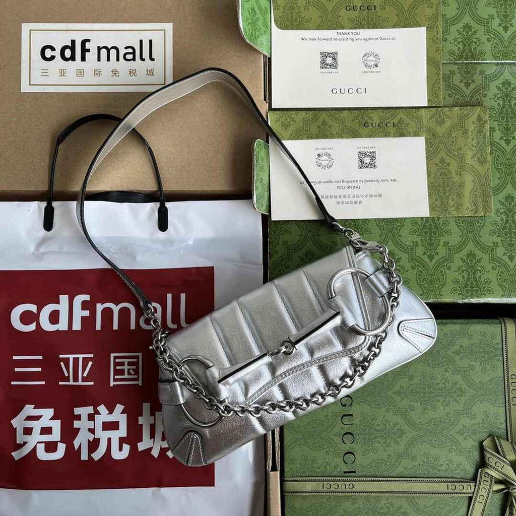 Gucci Horsebit Chain small shoulder bag ‎764339 in Silver leather