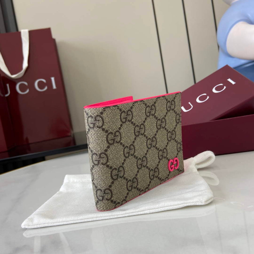 Gucci Plum interior GG bi-fold wallet 768243