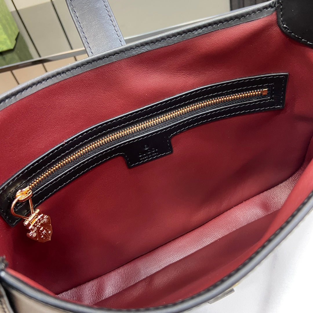 Gucci Jackie small shoulder bag in black leather 782849