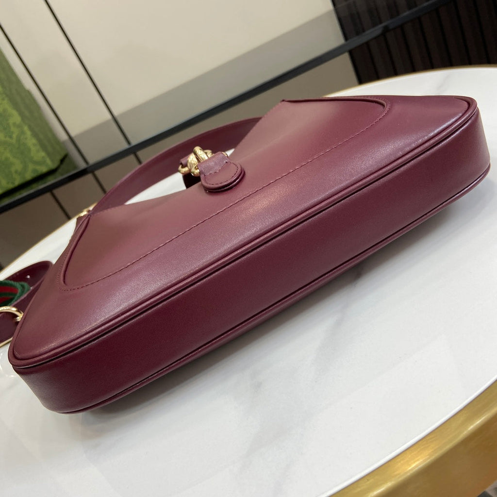 Gucci Jackie small shoulder bag in wine red leather 782849