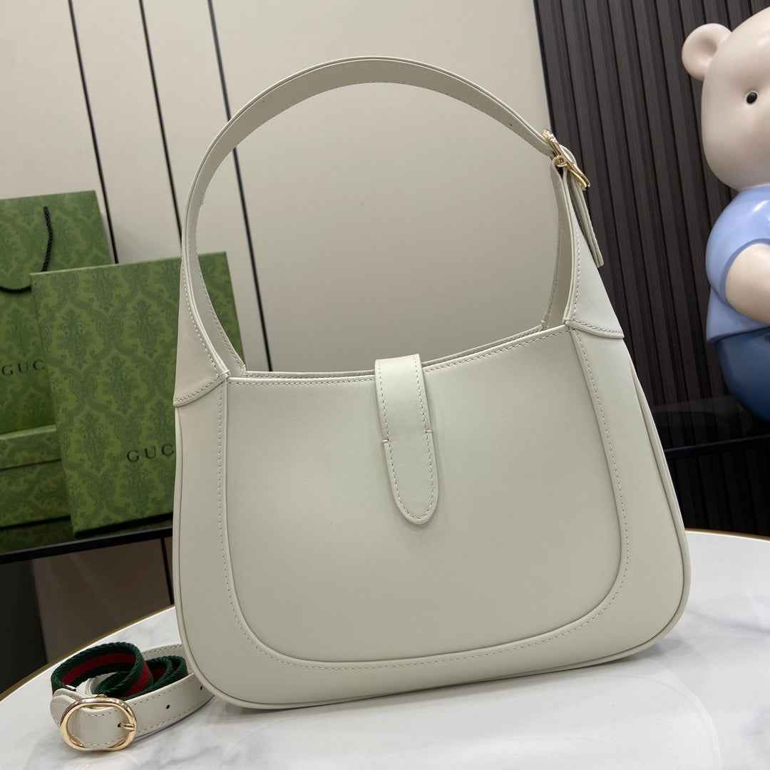 Gucci Jackie small shoulder bag in beige leather 782849