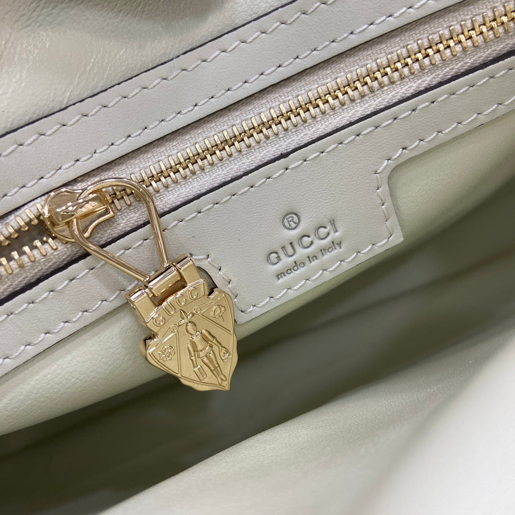 Gucci Jackie small shoulder bag in beige leather 782849