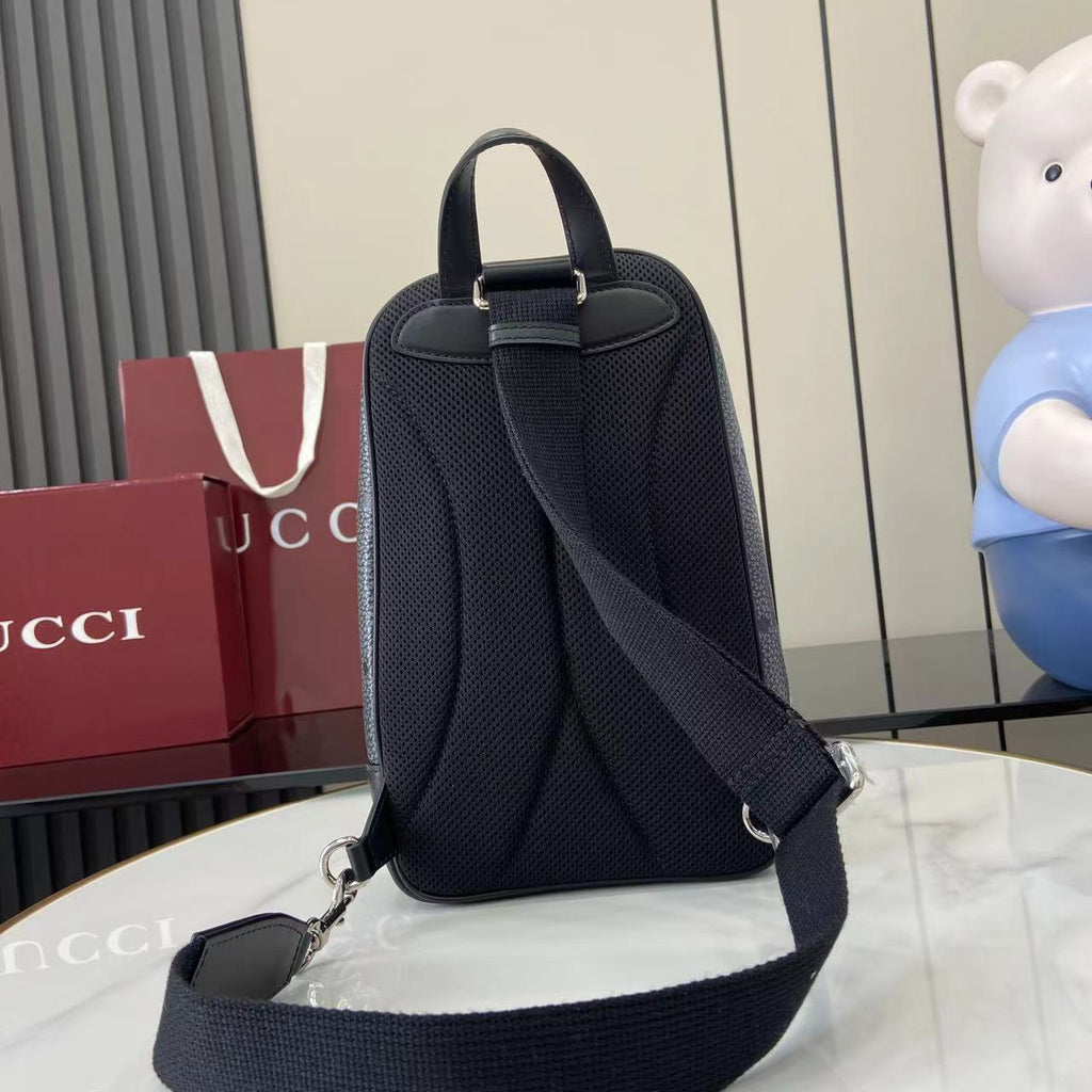 Gucci Jumbo GG crossbody bag ‎766937 in gray leather