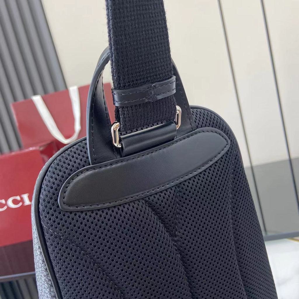 Gucci Jumbo GG crossbody bag ‎766937 in gray leather