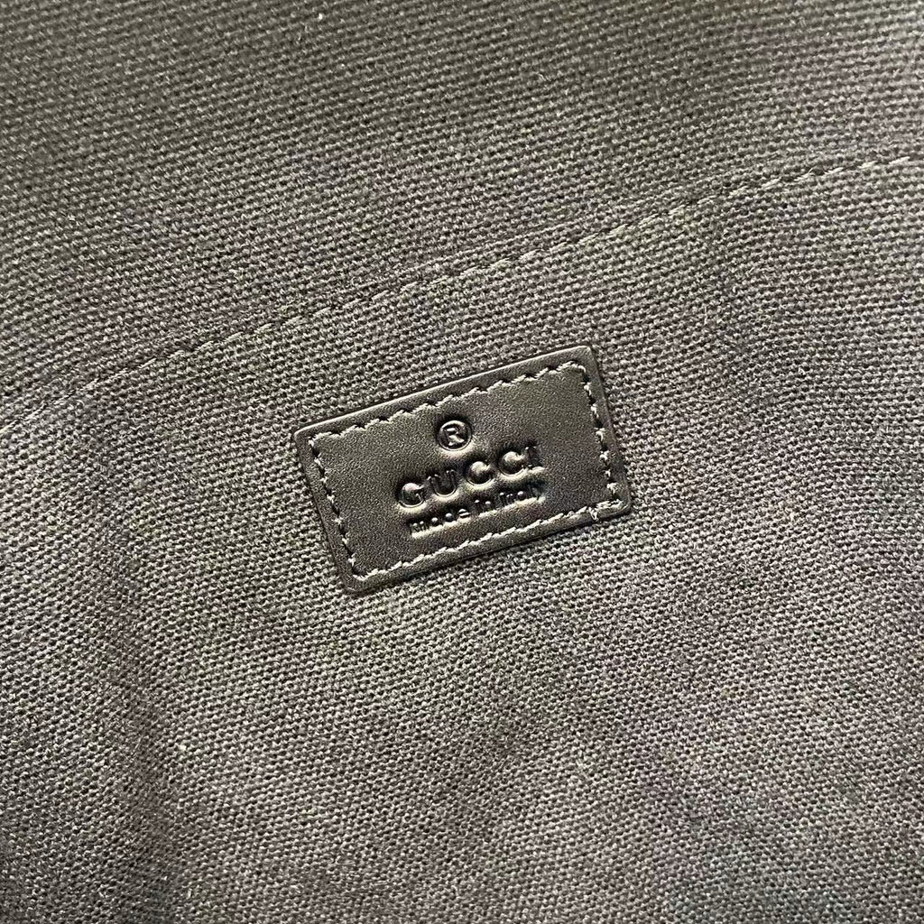 Gucci Jumbo GG crossbody bag ‎766937 in gray leather