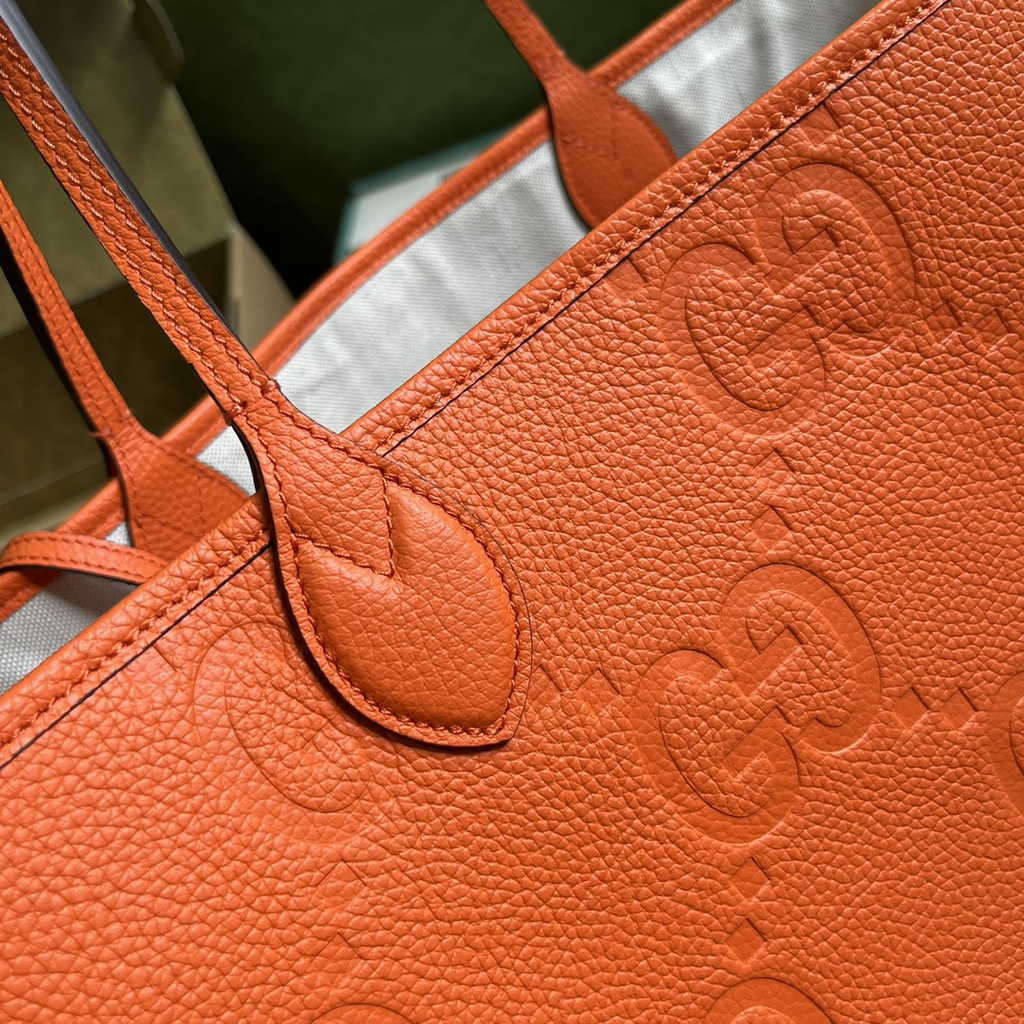 Gucci Jumbo GG large tote bag in orange leather 726755