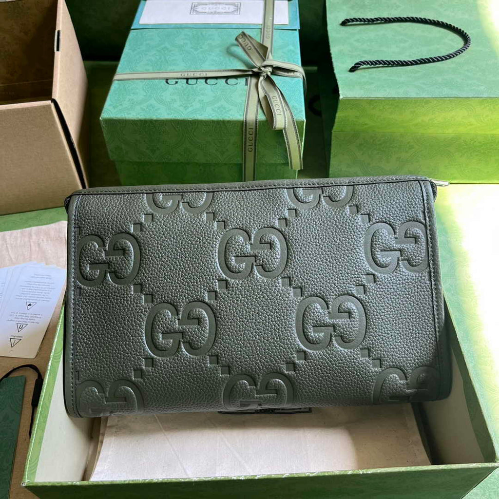 Gucci Jumbo GG pouch in black leather 739490 In Green leather