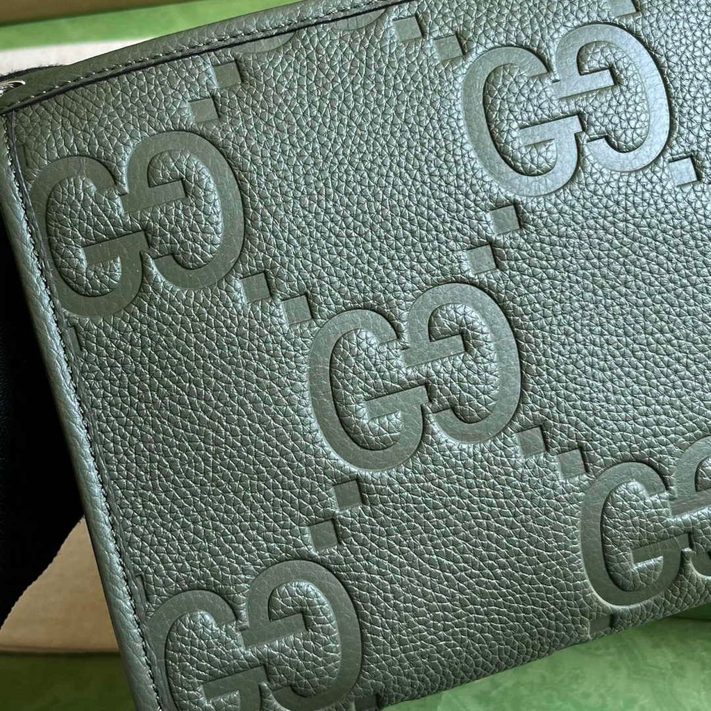 Gucci Jumbo GG pouch in black leather 739490 In Green leather