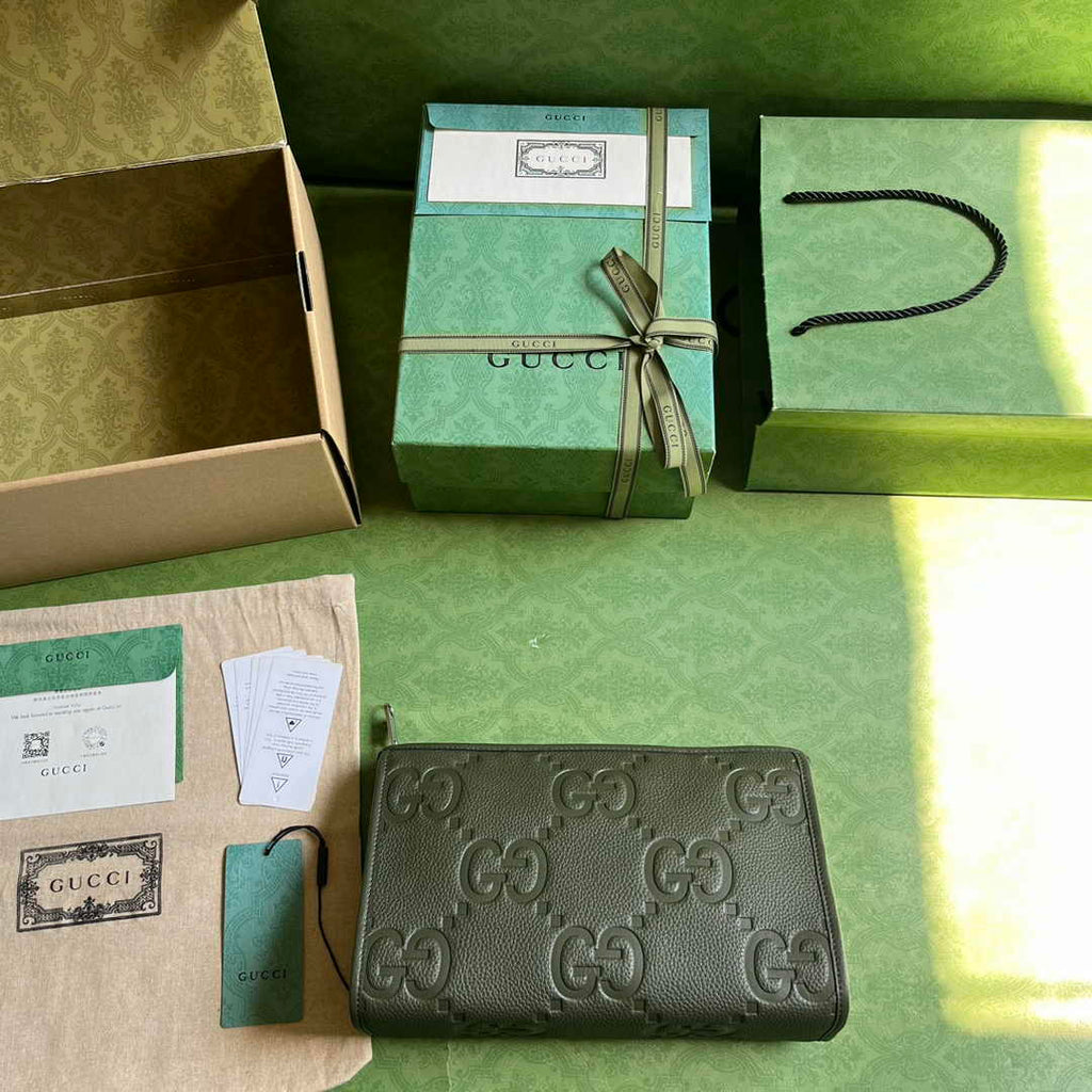 Gucci Jumbo GG pouch in black leather 739490 In Green leather