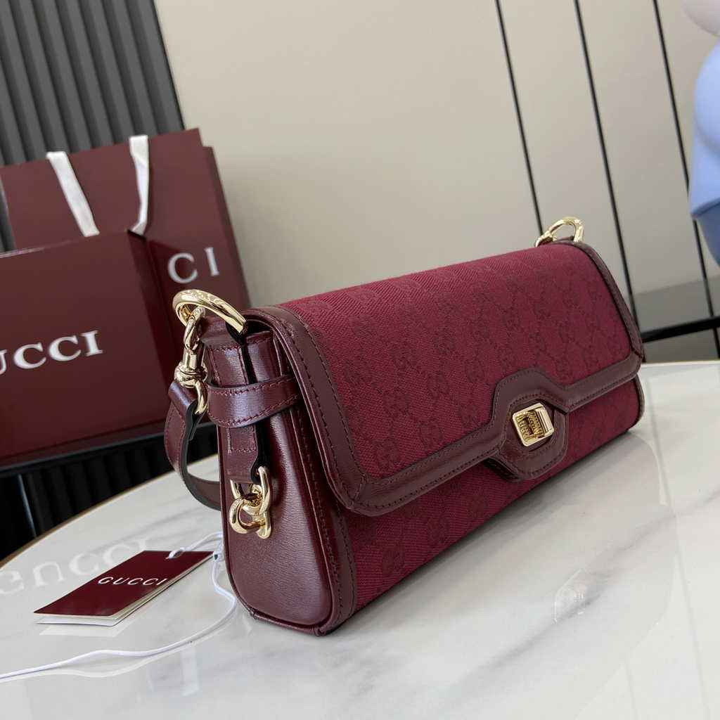 Gucci Luce small shoulder bag 786027 in red Original GG canvas