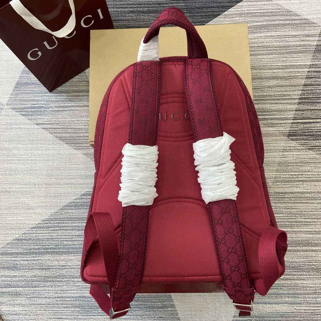 Gucci Medium backpack with Gucci logo 800265 in red