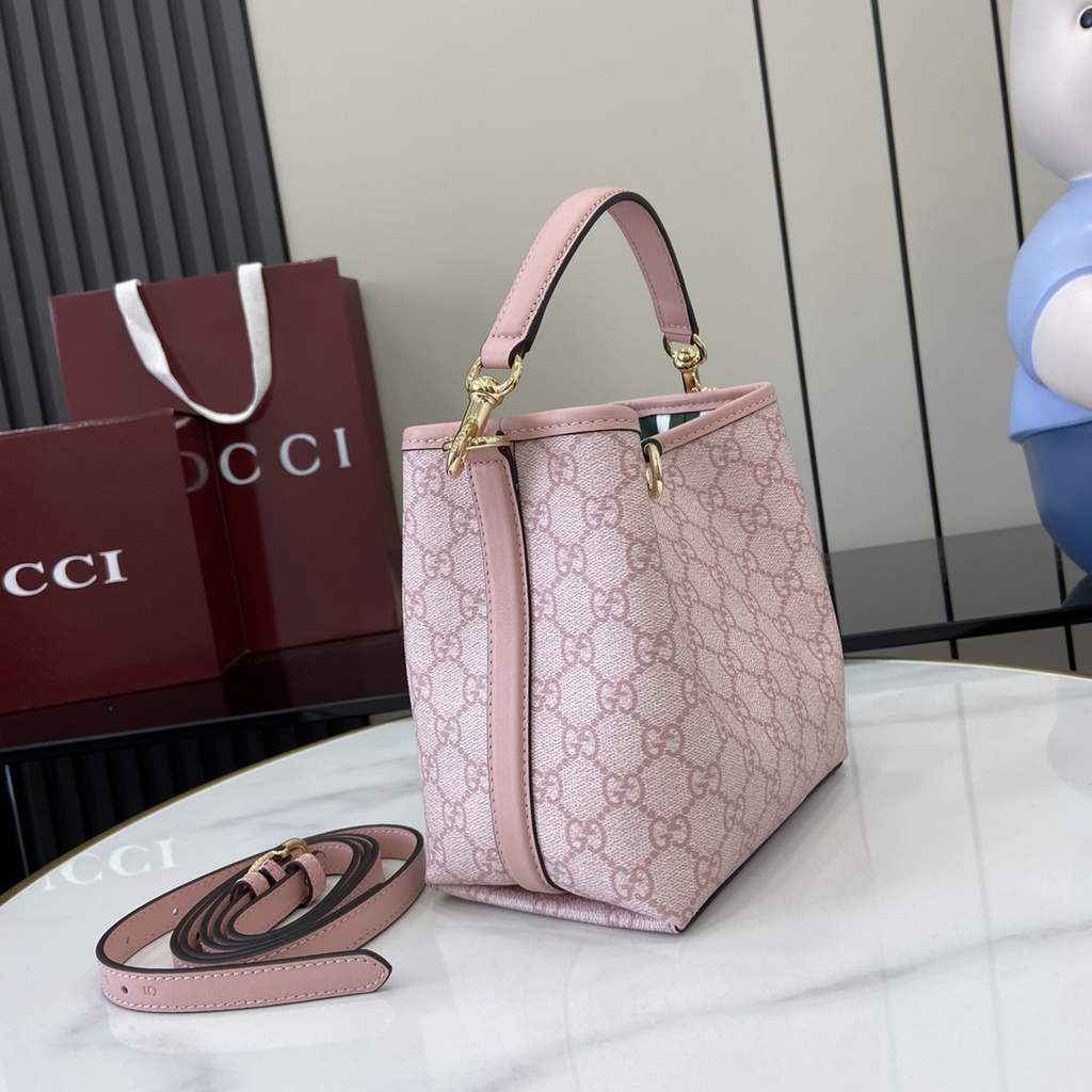 Gucci GG Emblem small bucket bag 815118 in pink fabric