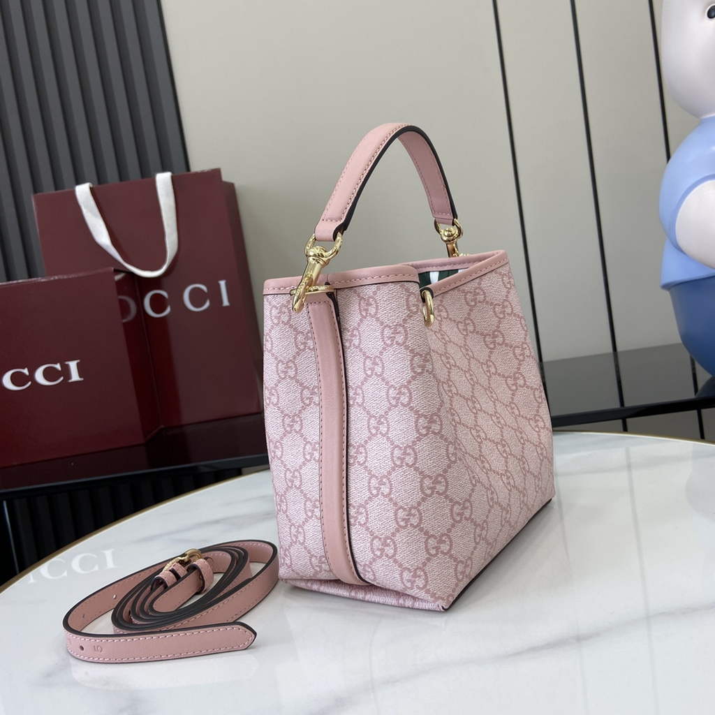 Gucci GG Emblem small bucket bag 815118 in pink fabric