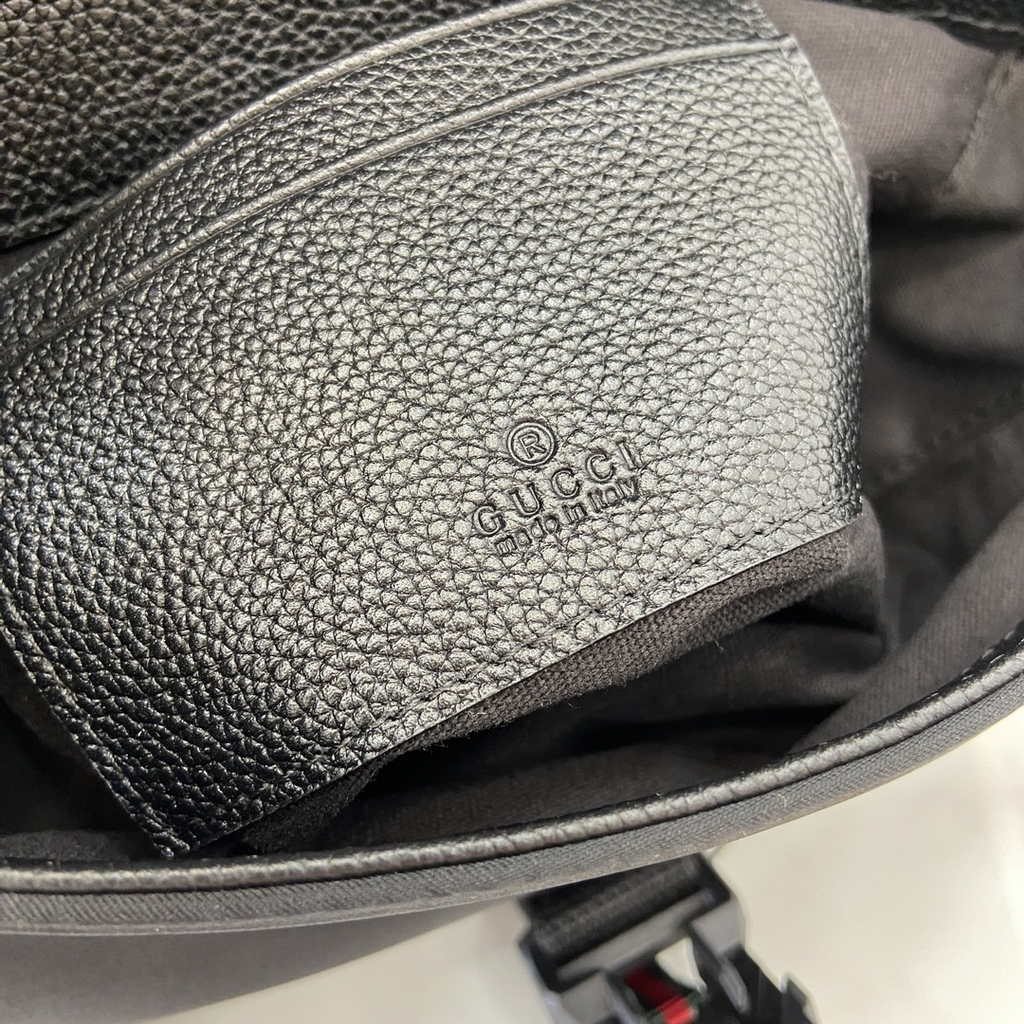 Gucci Mini GG crossbody bag ‎802100 in black GG canvas