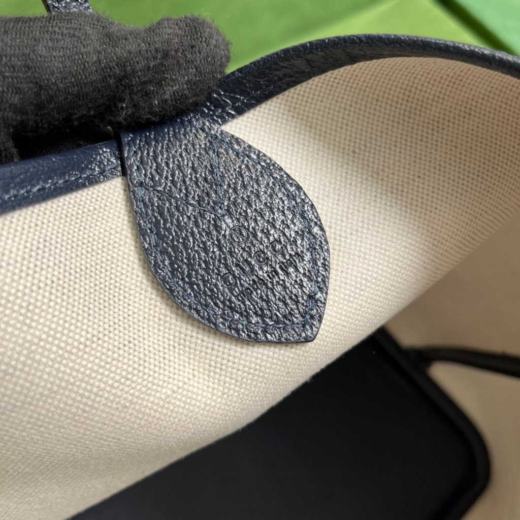 Gucci Ophidia large tote bag in beige and blue Supreme 726755