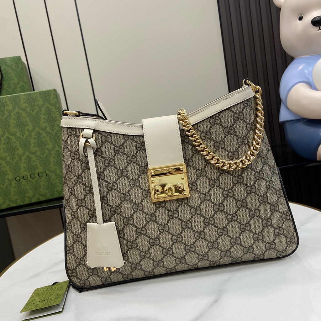 Gucci Padlock GG medium shoulder bag 795113 in white leather