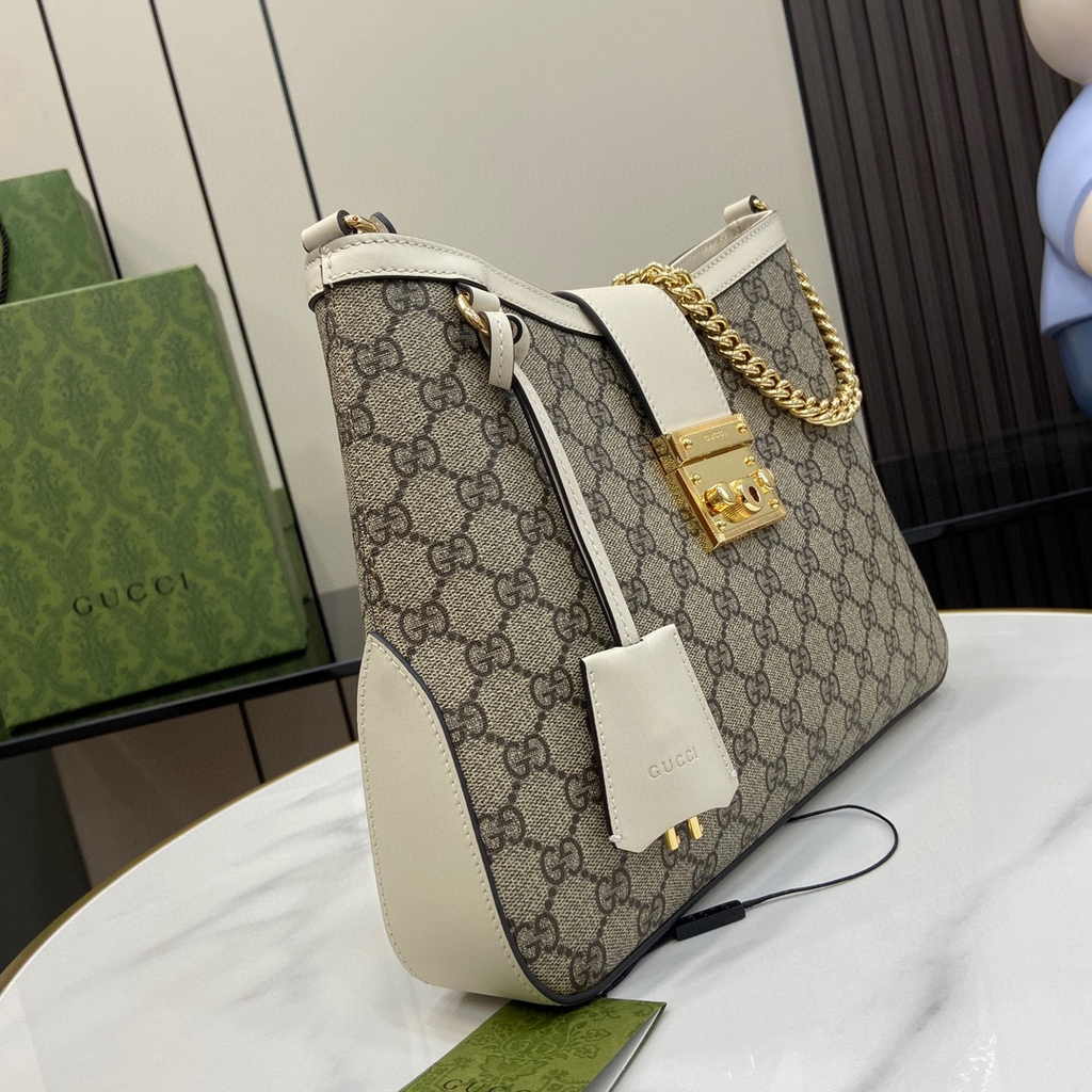 Gucci Padlock GG medium shoulder bag 795113 in white leather