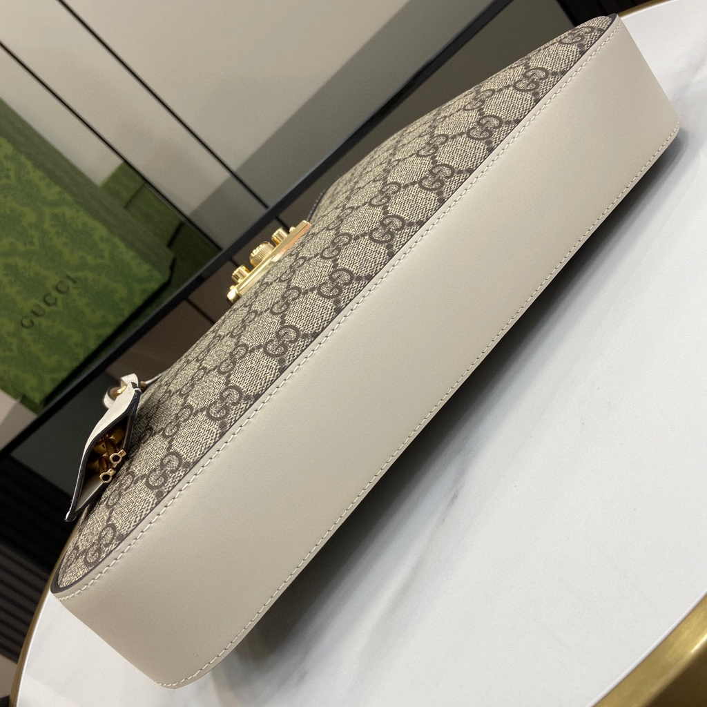 Gucci Padlock GG medium shoulder bag 795113 in white leather