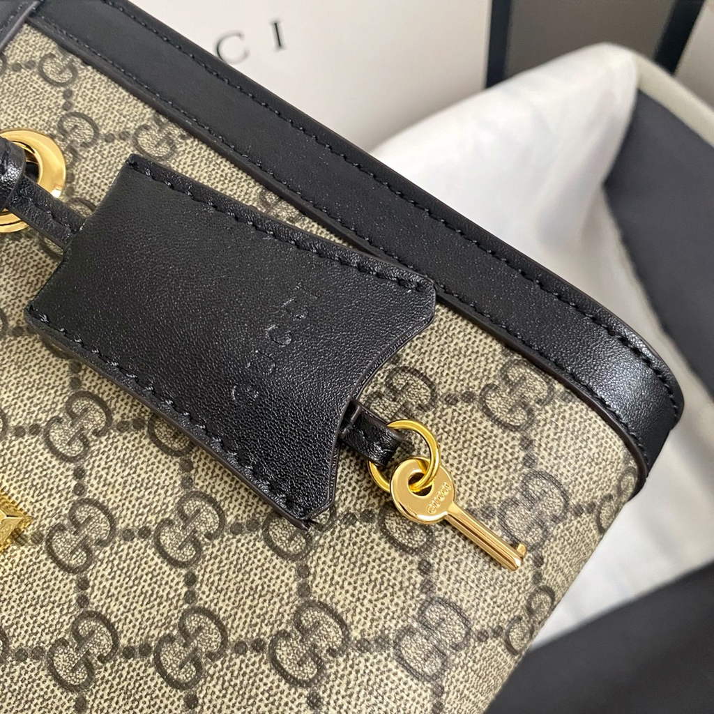 Gucci Padlock small GG shoulder bag 498156 Black leather