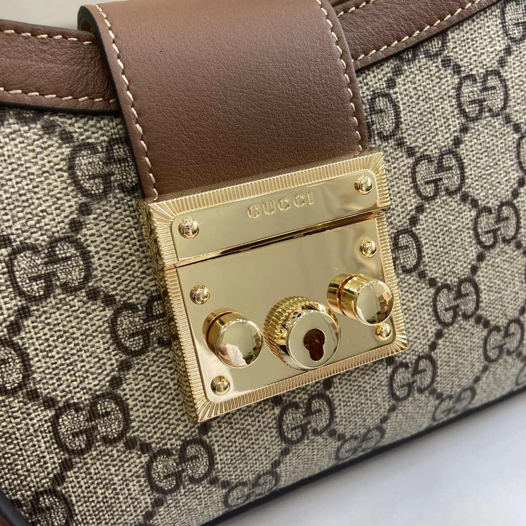 Gucci Padlock small shoulder bag 811705 in brown leather