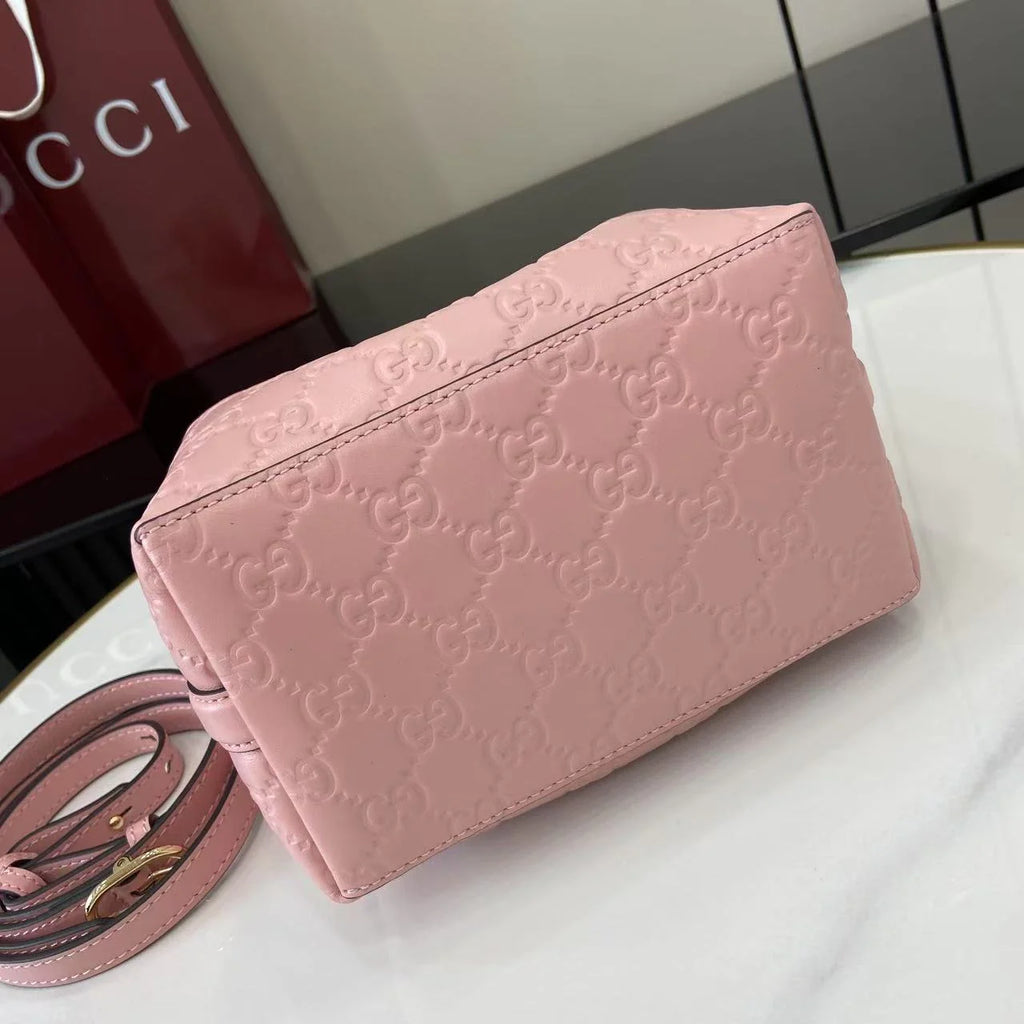 Gucci GG Emblem small bucket bag 815118 in GG Pink leather