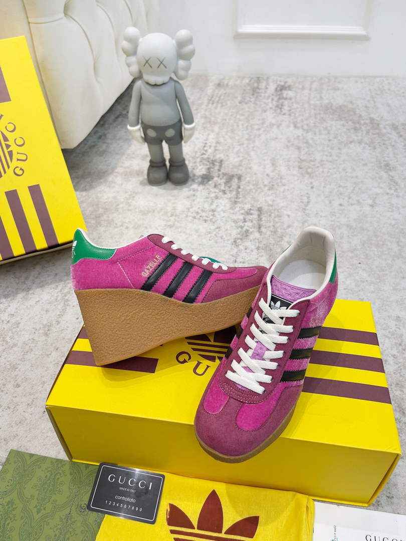 Gucci GG Gazelle Wedge Trainers ‎832920 Purple - Default Title - View 1