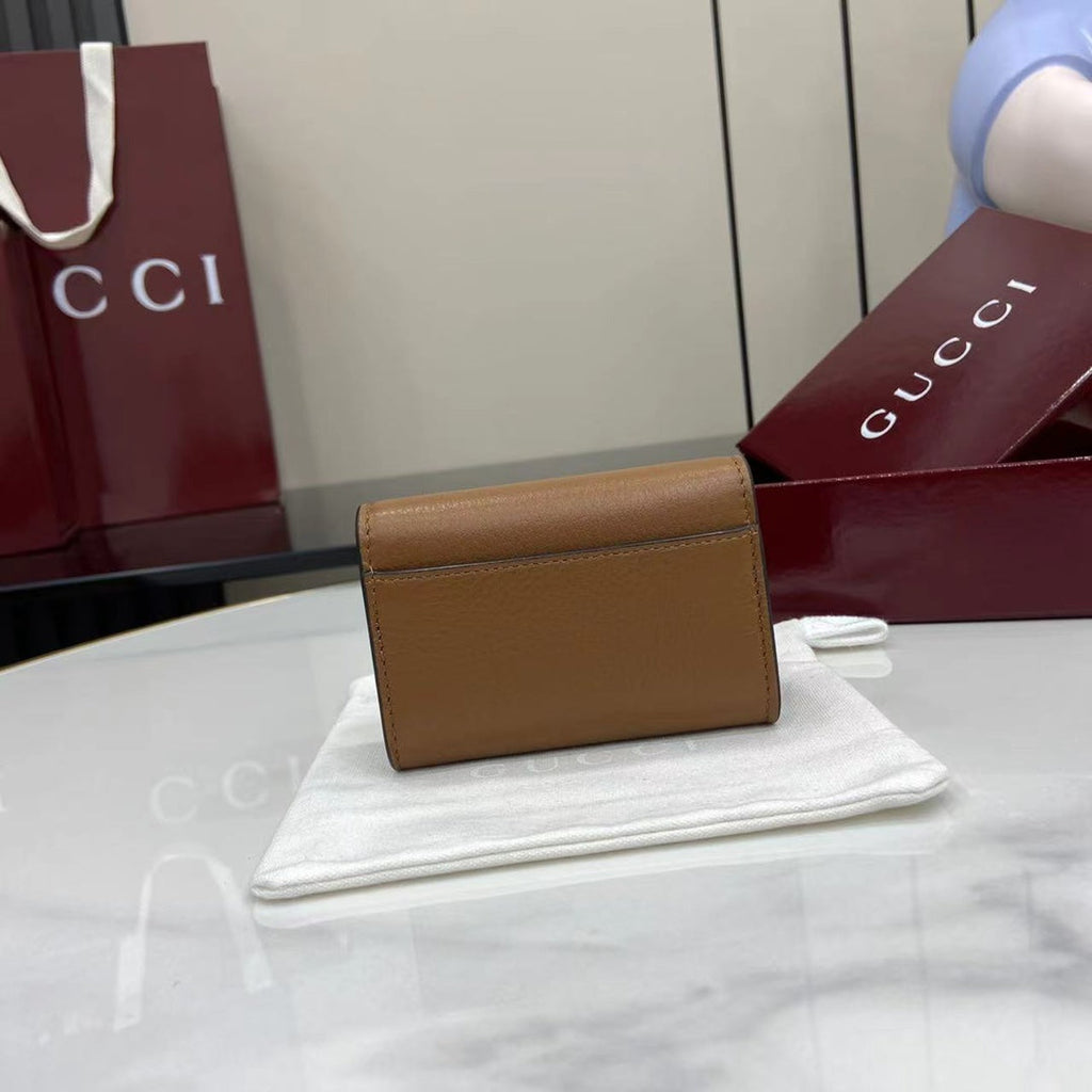 Gucci Softbit card case 828148 in brown leather