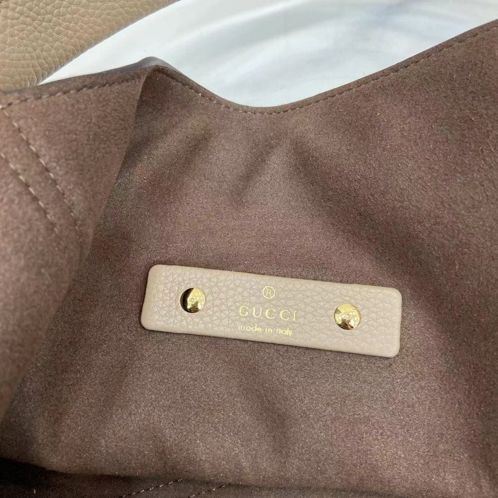 Gucci Softbit maxi shoulder bag, ‎837466 in apricot leather