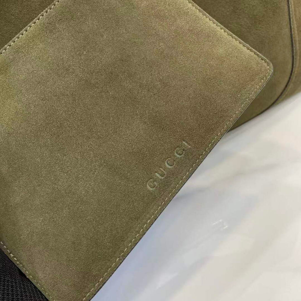 Gucci Softbit maxi shoulder bag, ‎837466 in green suede