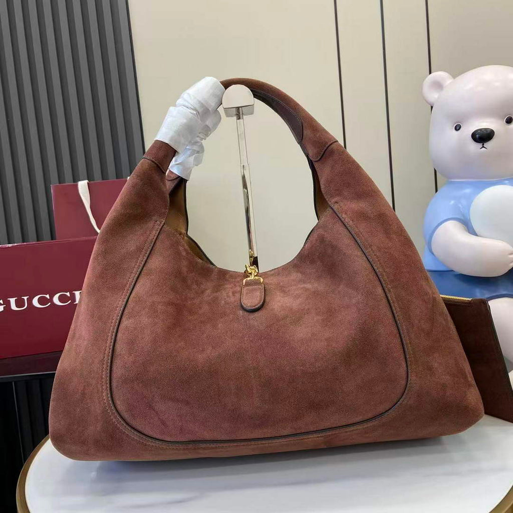 Gucci Softbit maxi shoulder bag, ‎837466 in dark brown suede