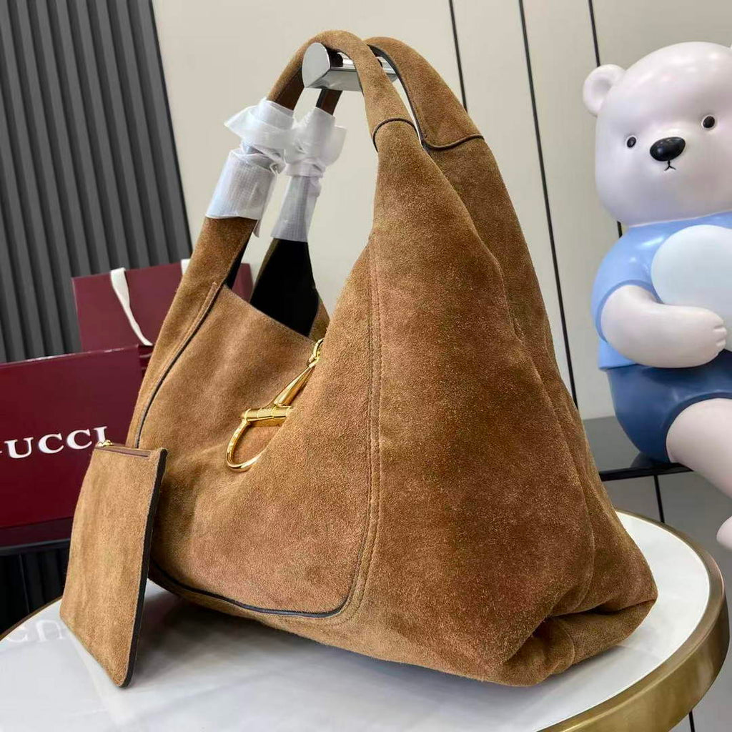 Gucci Softbit maxi shoulder bag, ‎837466 in brown suede