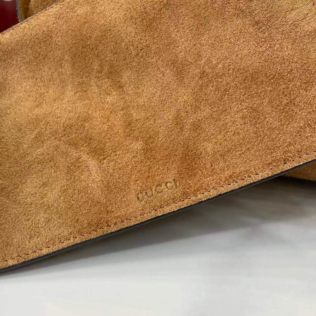 Gucci Softbit maxi shoulder bag, ‎837466 in brown suede
