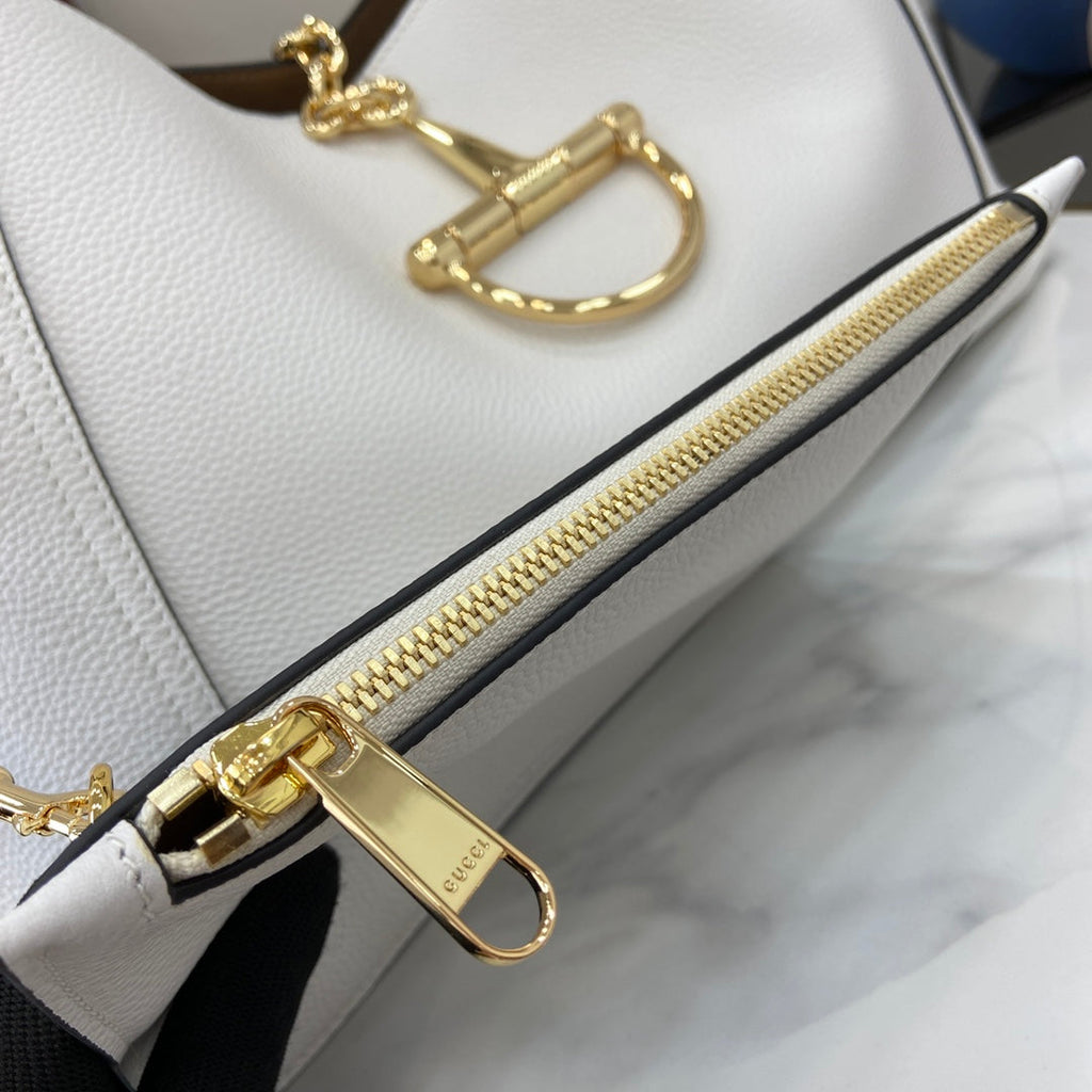 Gucci Softbit maxi shoulder bag, ‎837466 in white leather