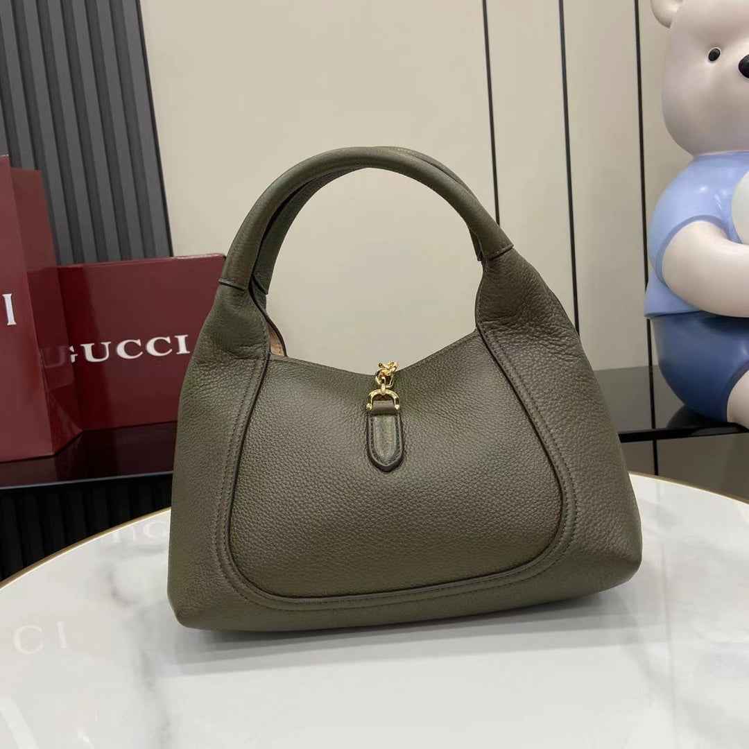 Gucci Softbit medium top handle bag, 837467 in green leather
