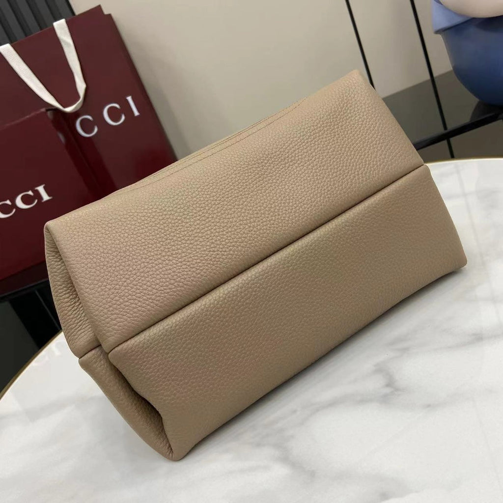 Gucci Softbit medium top handle bag, 837467 in taupe leather