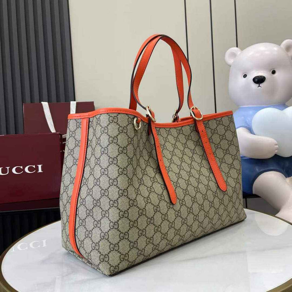 Gucci GG Emblem large tote bag 815213 in orange fabric