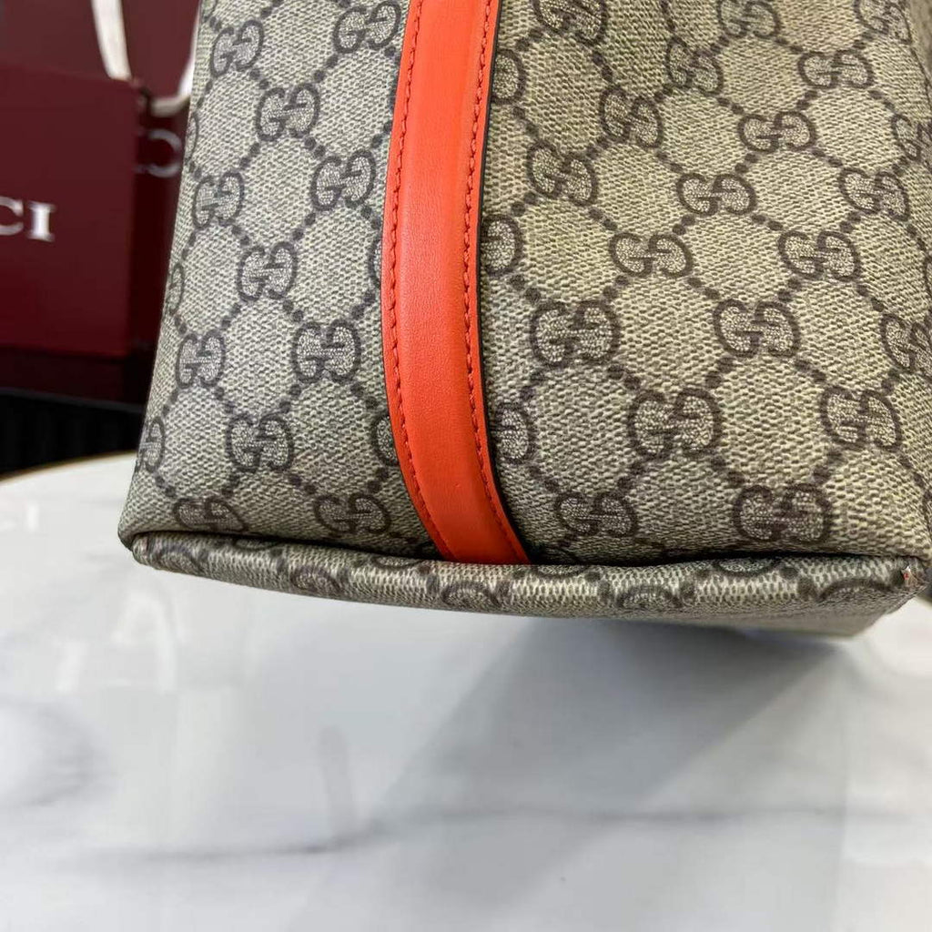 Gucci GG Emblem large tote bag 815213 in orange fabric